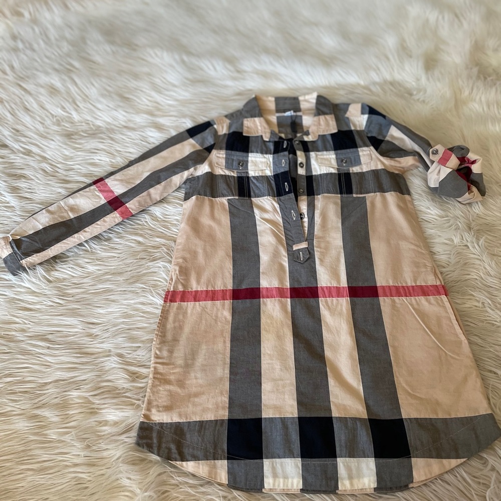 100% authentic girls Burberry shirtdress
